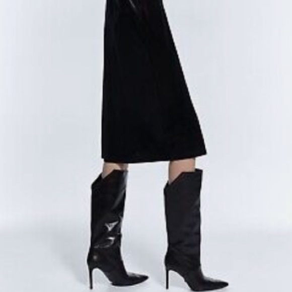 ZARA Blue Collection Snake Skin stiletto Boots - Picture 3 of 16